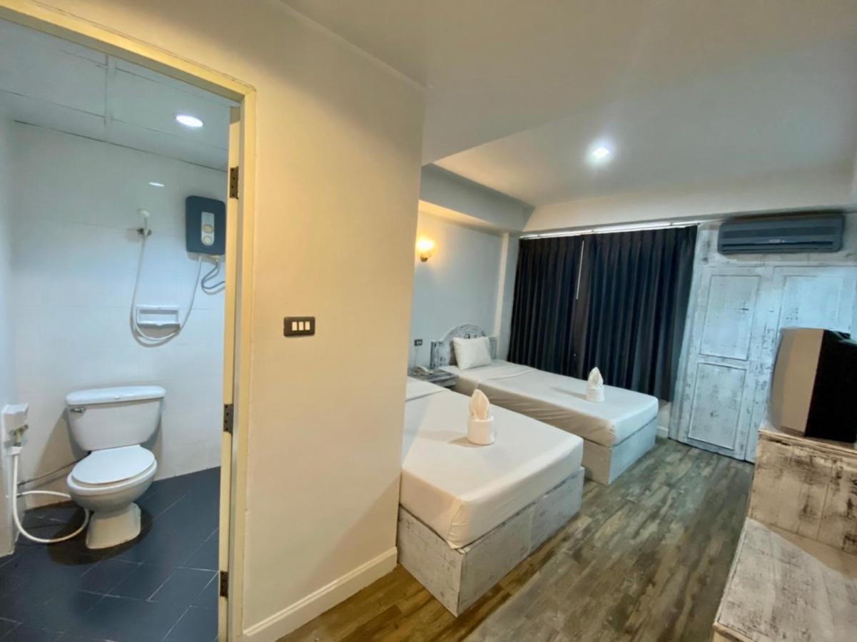 Sun Moon Hotel Лей Экстерьер фото
